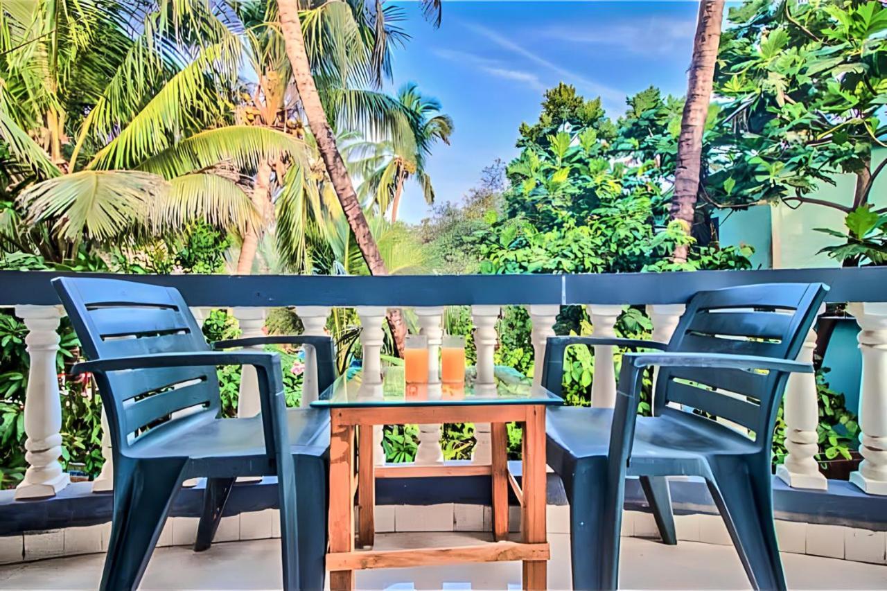 Calangute Turista Hotel Buitenkant foto