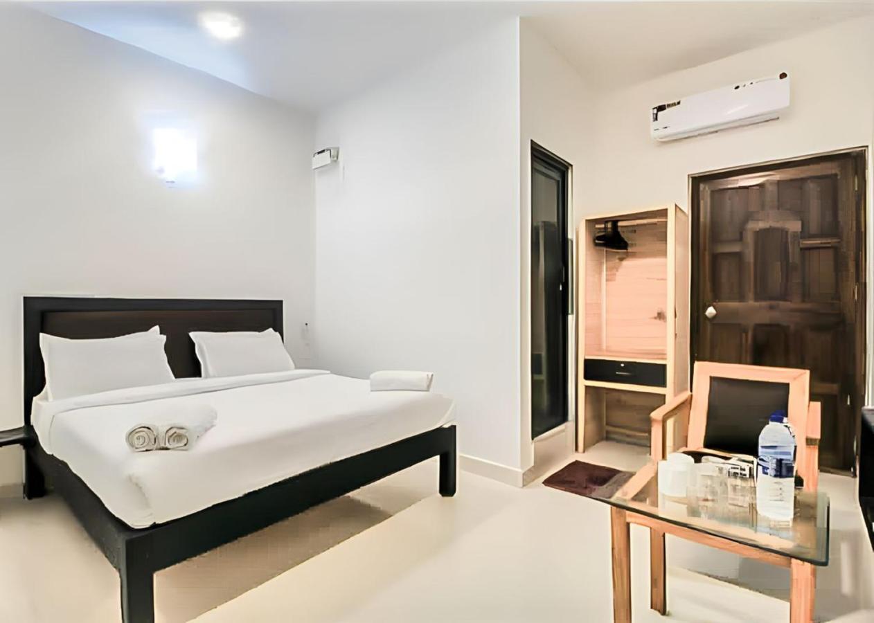 Calangute Turista Hotel Buitenkant foto