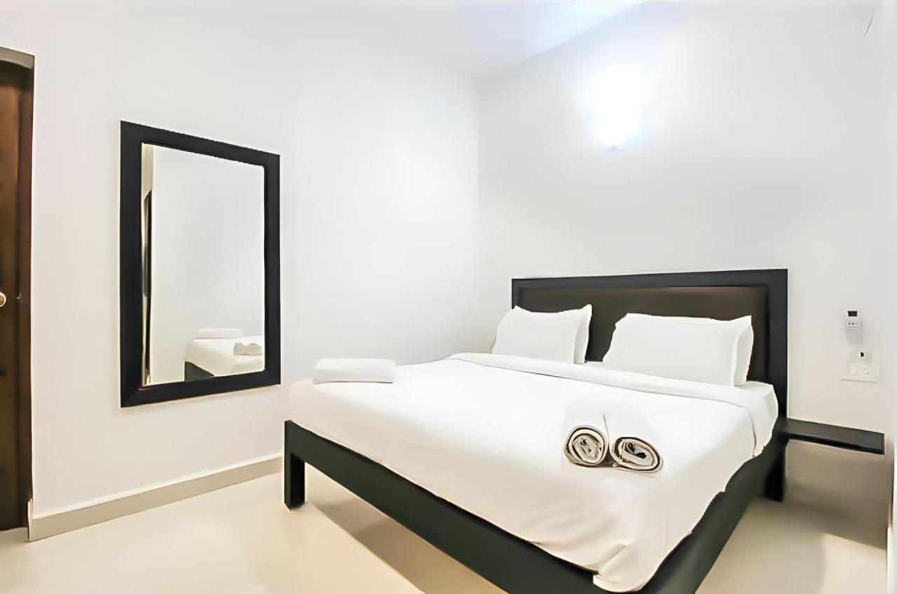 Calangute Turista Hotel Buitenkant foto
